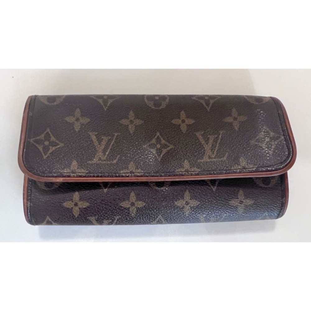 LOUIS VUITTON Twin Pochette Monogram Canvas PM | Vintage | 2001